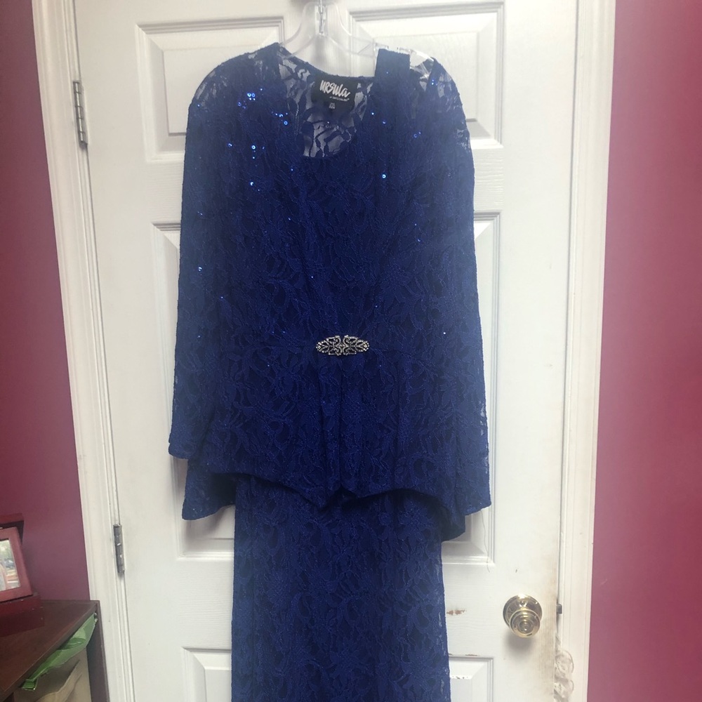 Ursula two piece gown brand new never worn